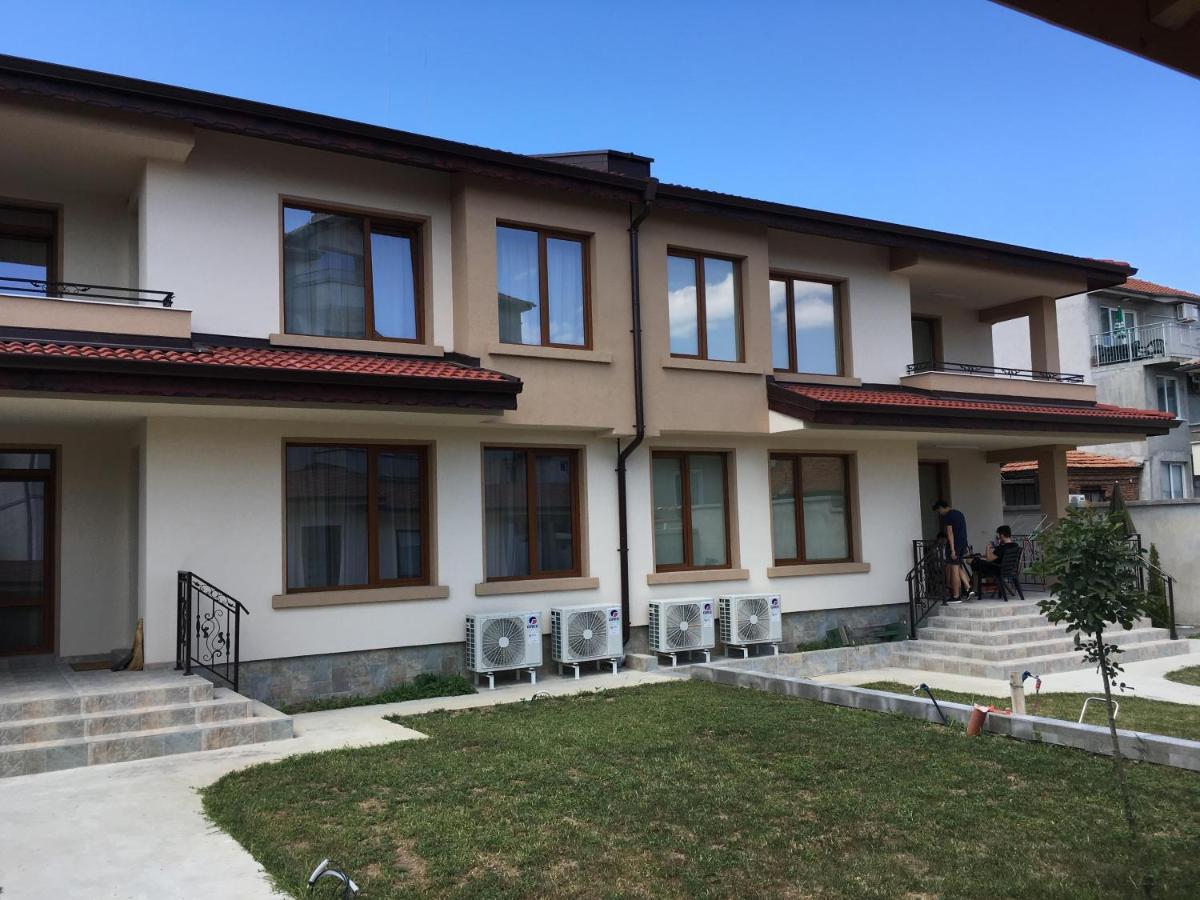 Guest House Zornica In Obzor Exterior photo